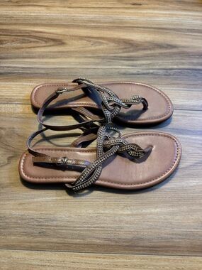American Eagle Outfitters Tan Braided Gold Color Rhinestone T-Strap Sandals